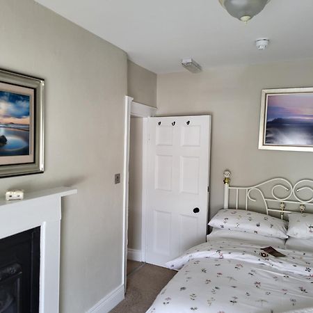 Charming 2-Bed Apartment In Donegal Town Centre Dış mekan fotoğraf