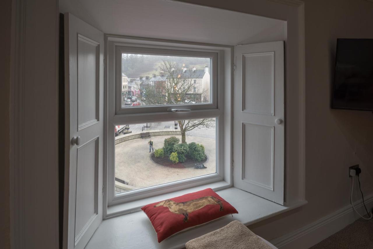 Charming 2-Bed Apartment In Donegal Town Centre Dış mekan fotoğraf