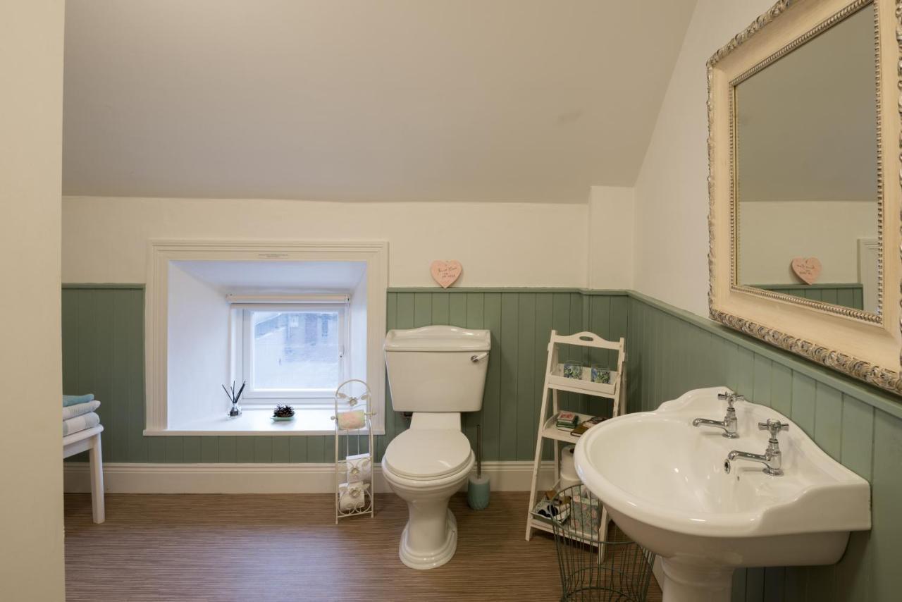 Charming 2-Bed Apartment In Donegal Town Centre Dış mekan fotoğraf