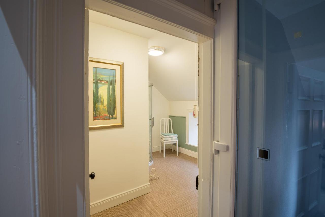 Charming 2-Bed Apartment In Donegal Town Centre Dış mekan fotoğraf